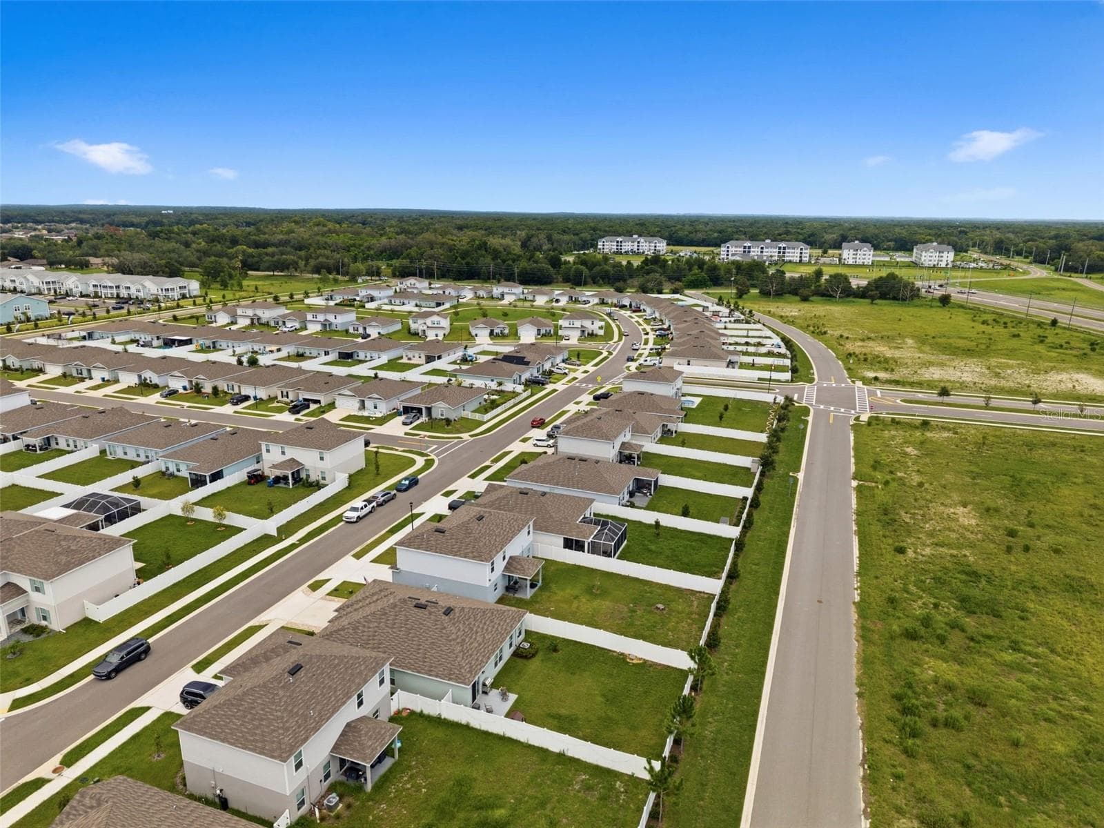 Single Family Residence at 14338 WHITEWATER WAY, BROOKSVILLE, photo 58 of 60