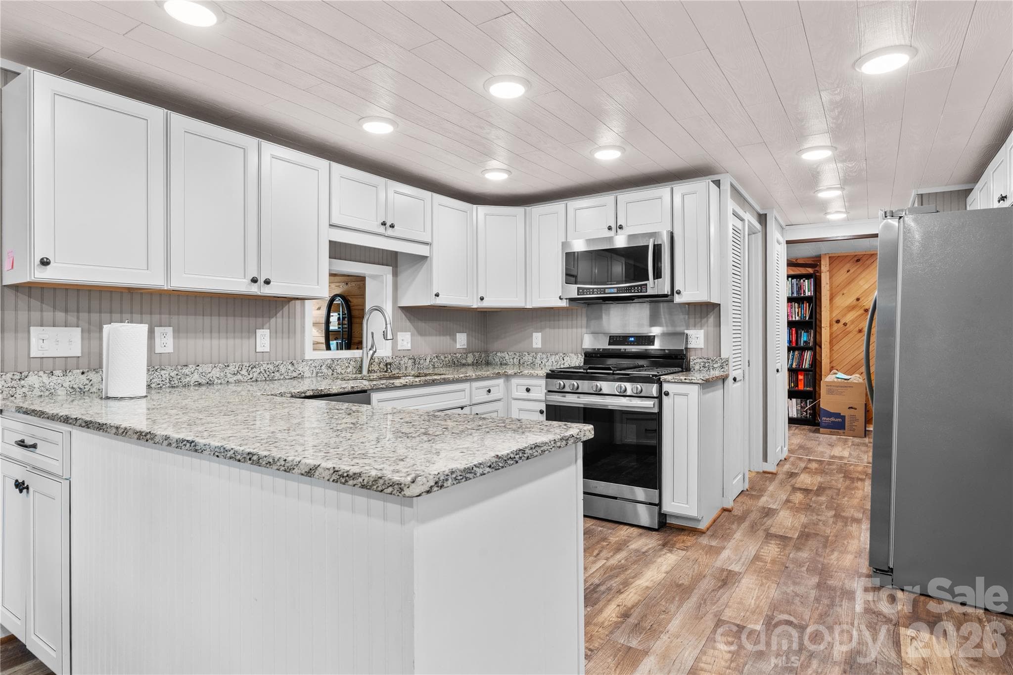 Single Family Residence at 180 Longview Road, Newland, photo 8 of 48