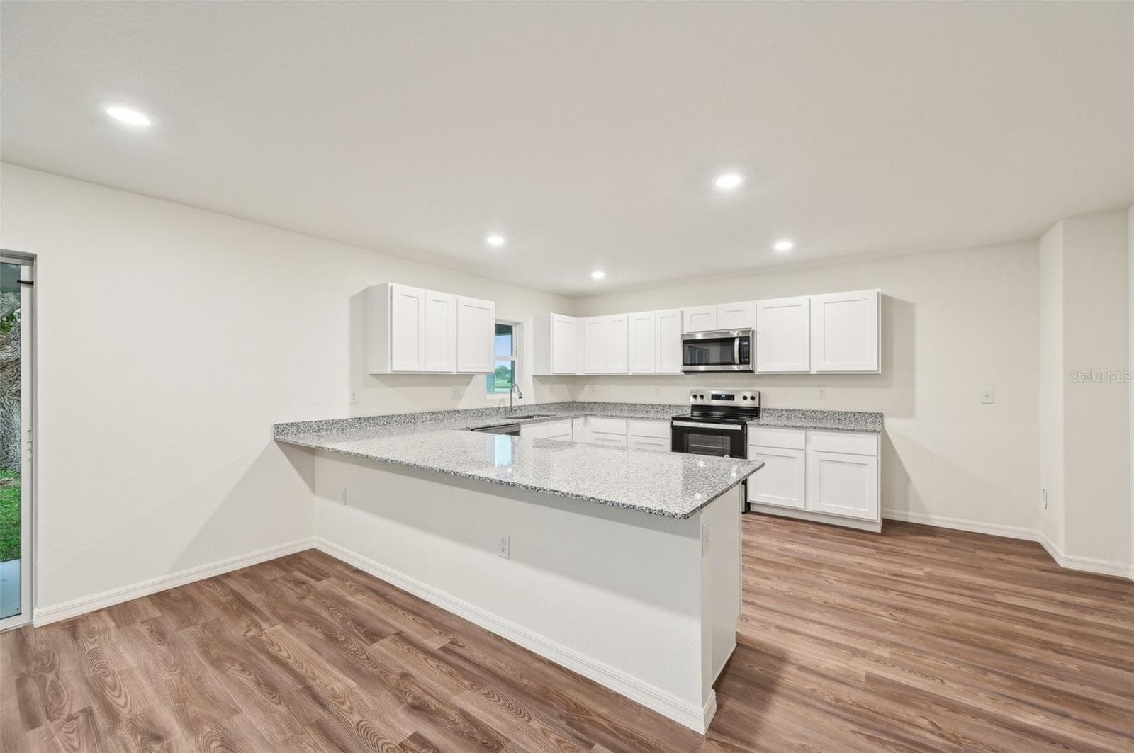 Single Family Residence at 12 HACKBERRY CT N, HOMOSASSA, photo 12 of 34