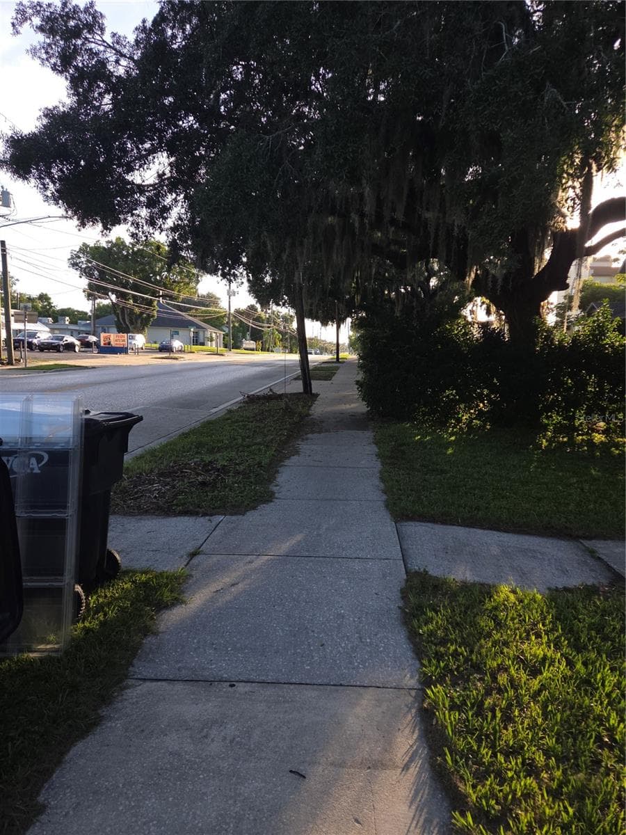 Office at 331 W NEW YORK AVE, DELAND, photo 22 of 60