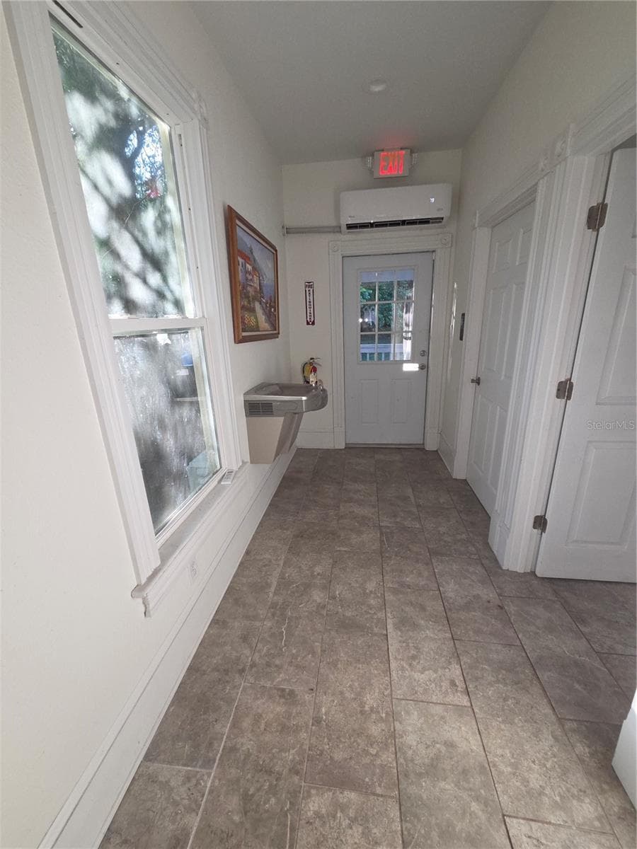 Office at 331 W NEW YORK AVE, DELAND, photo 31 of 60