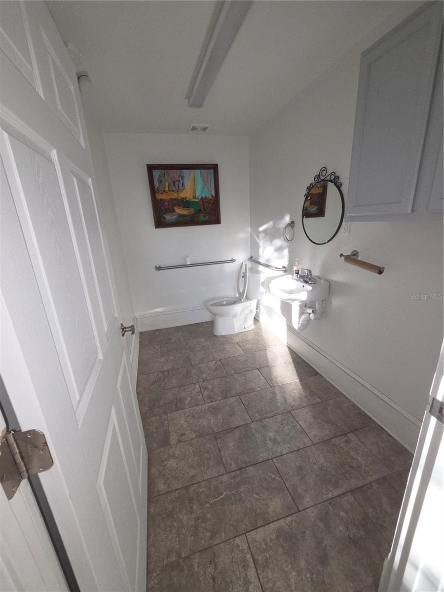 Office at 331 W NEW YORK AVE, DELAND, photo 33 of 60