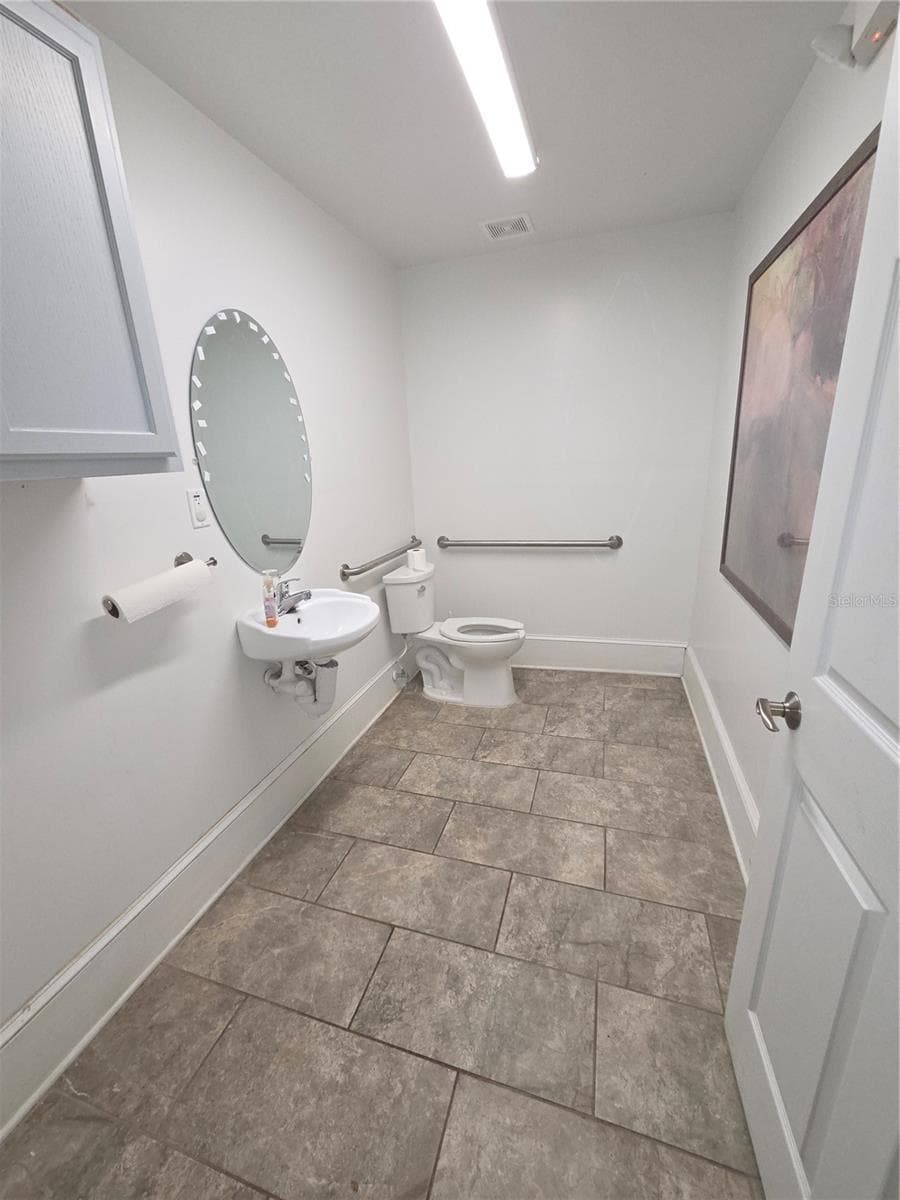 Office at 331 W NEW YORK AVE, DELAND, photo 34 of 60