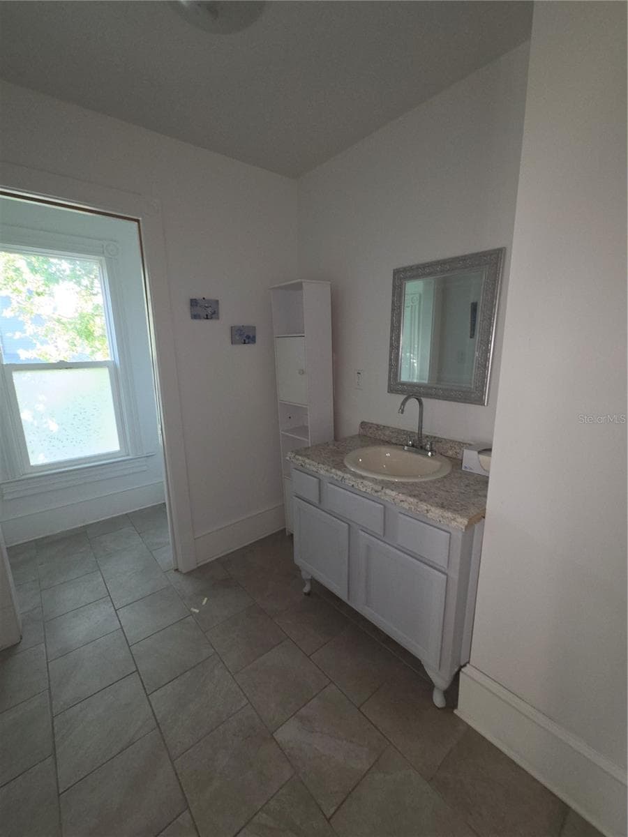 Office at 331 W NEW YORK AVE, DELAND, photo 41 of 60