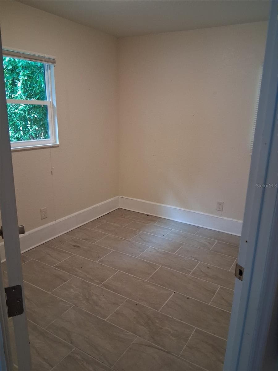 Office at 331 W NEW YORK AVE, DELAND, photo 58 of 60