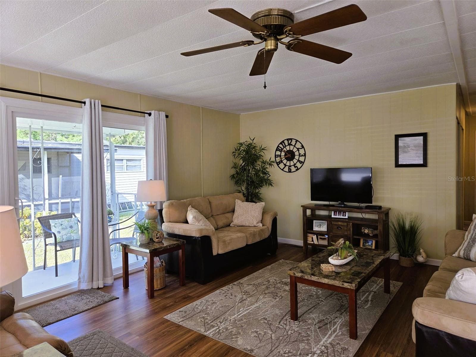 Mobile Home at 3383 OAKWOOD BLVD N, SARASOTA, photo 12 of 53