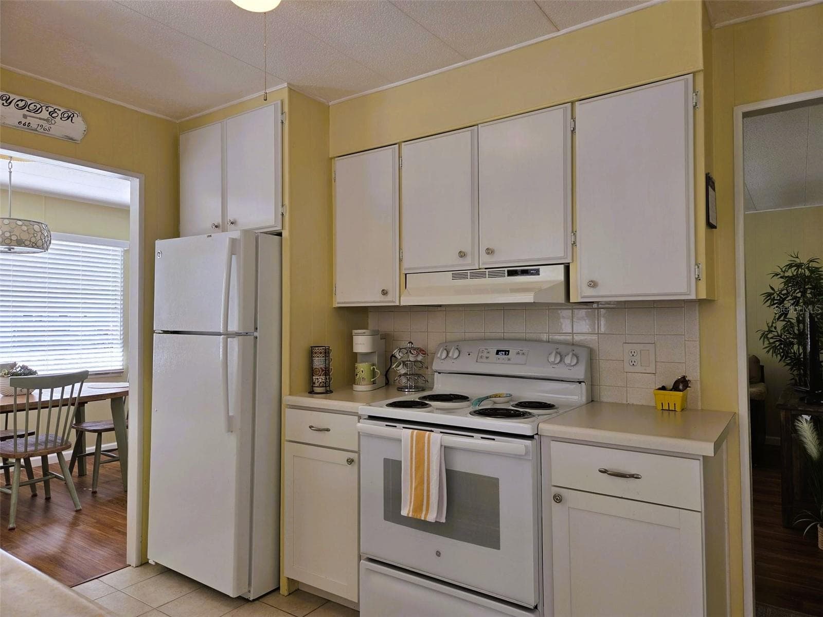 Mobile Home at 3383 OAKWOOD BLVD N, SARASOTA, photo 21 of 53