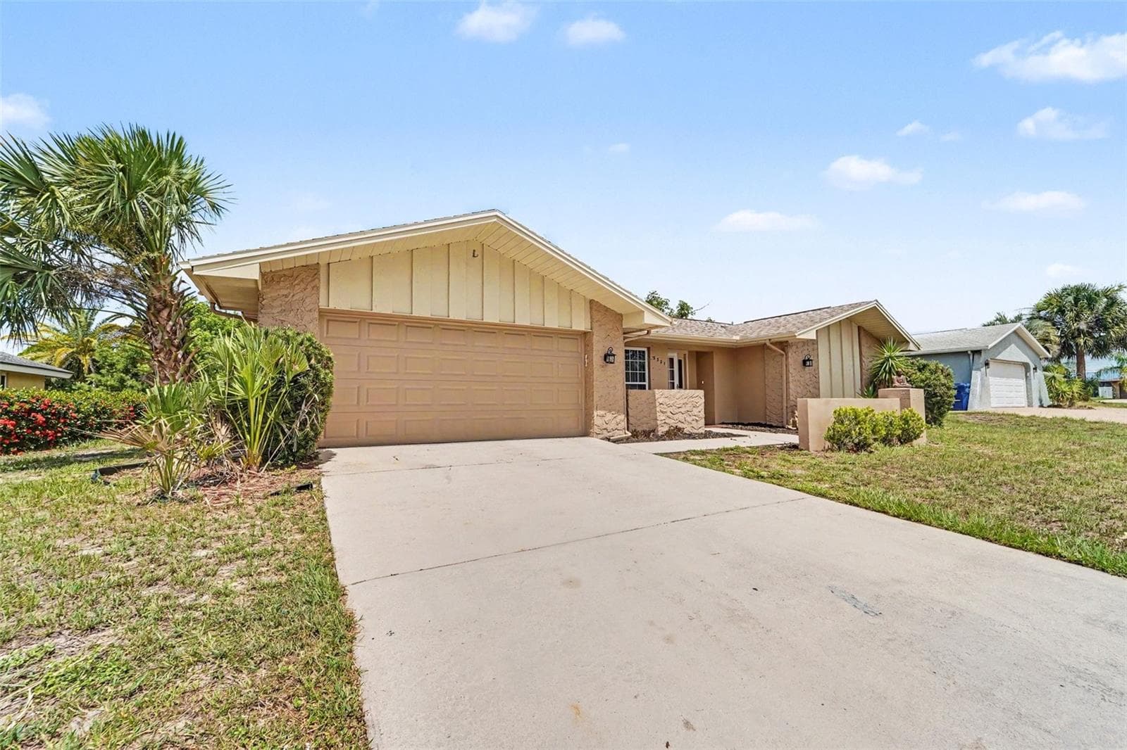 Single Family Residence at 8321 BRIARLEAF CT, PORT RICHEY, photo 3 of 19