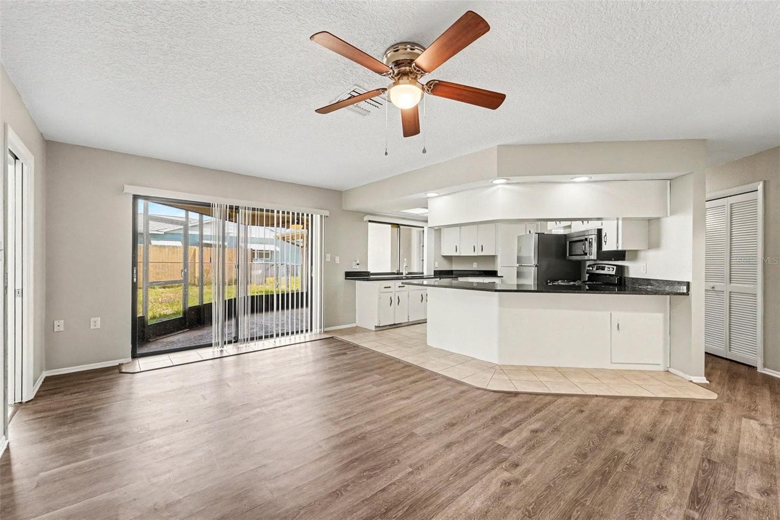 Single Family Residence at 8321 BRIARLEAF CT, PORT RICHEY, photo 6 of 19