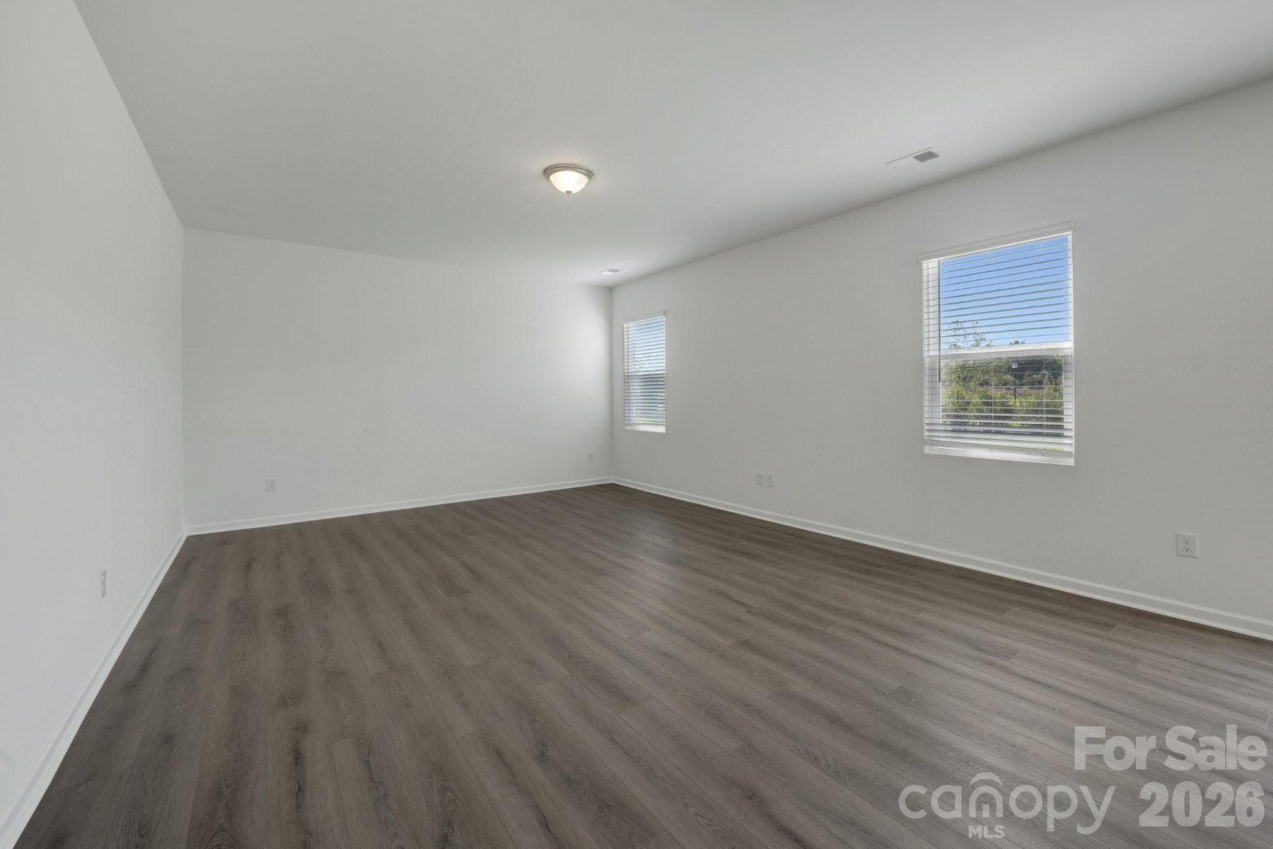 Family room - 1354 Fremont Drive, Wingate