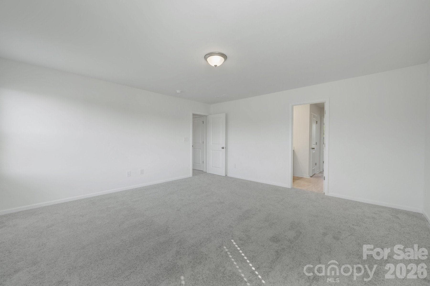 Owner's suite - 1354 Fremont Drive, Wingate