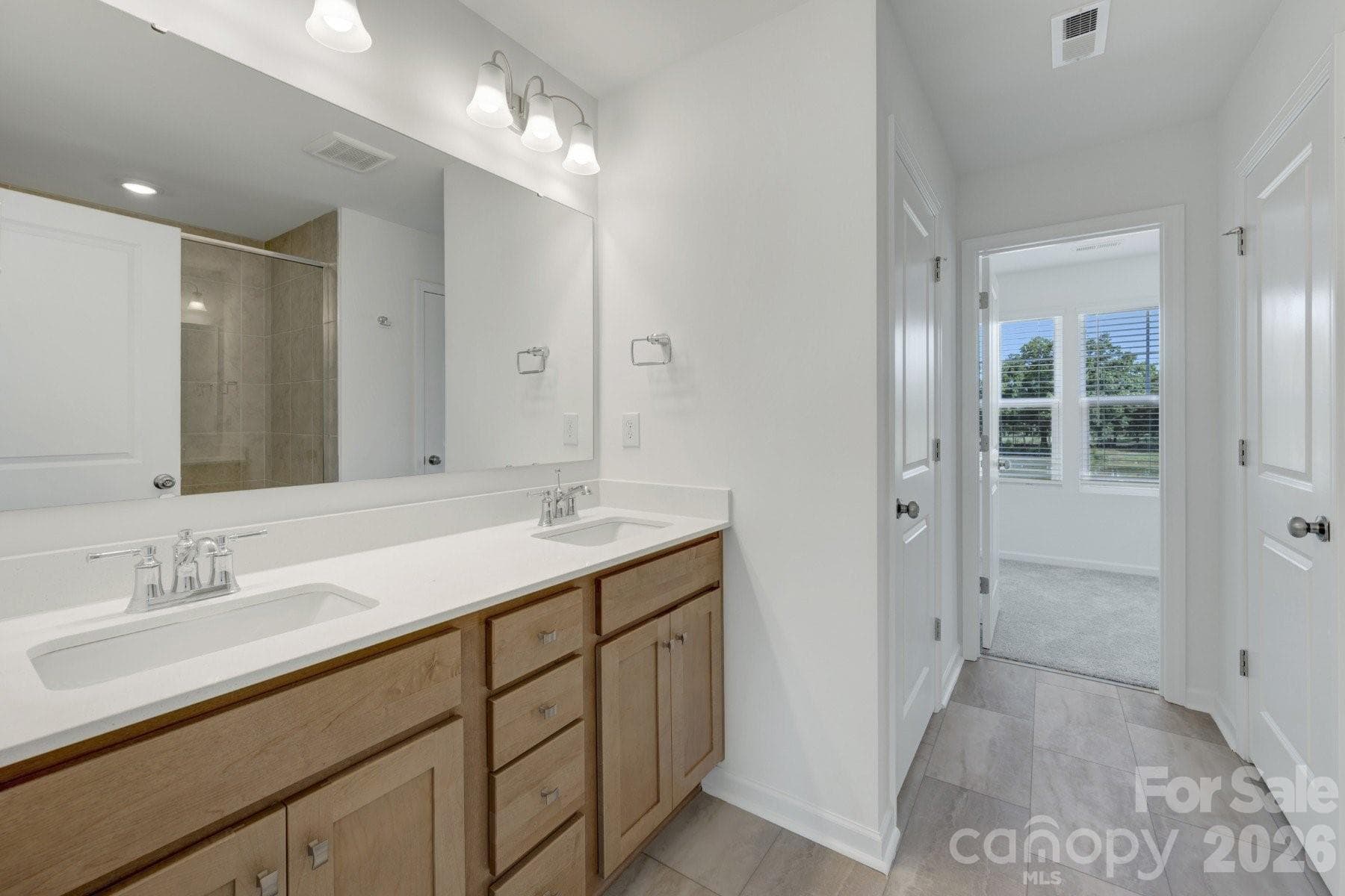 Owner's suite - 1354 Fremont Drive, Wingate