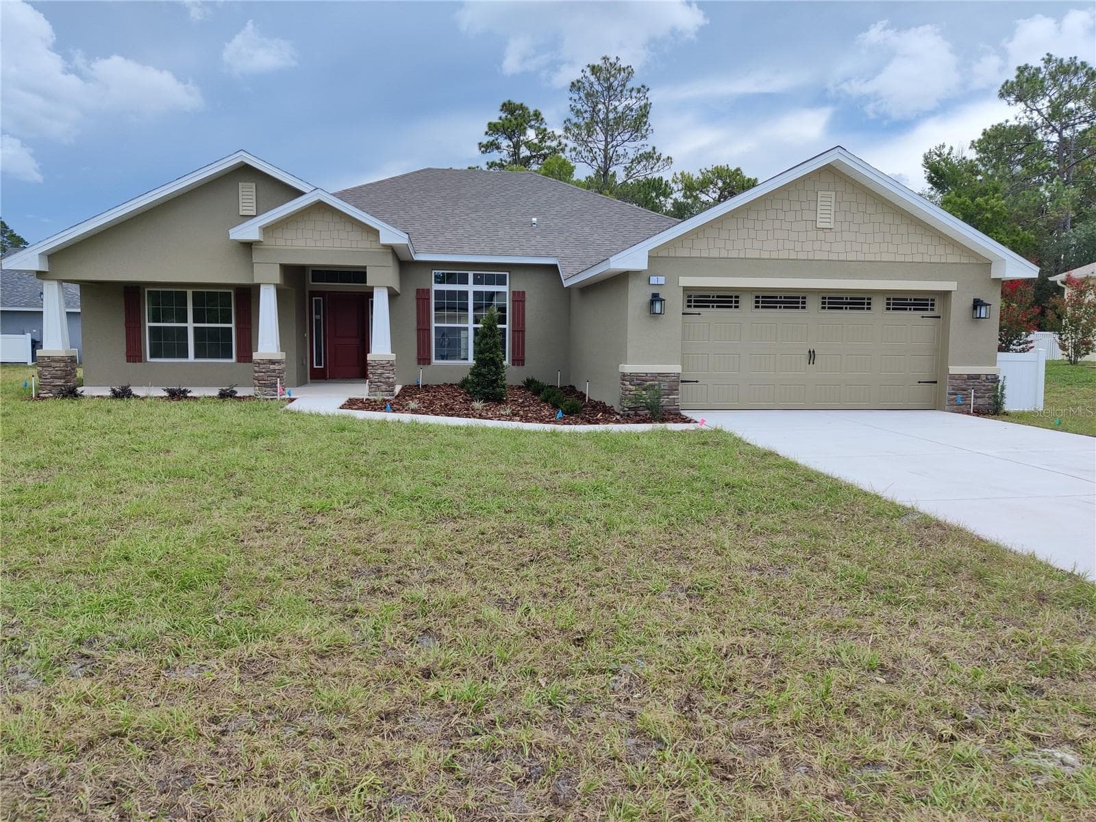 1 CHRYSANTHEMUM CT