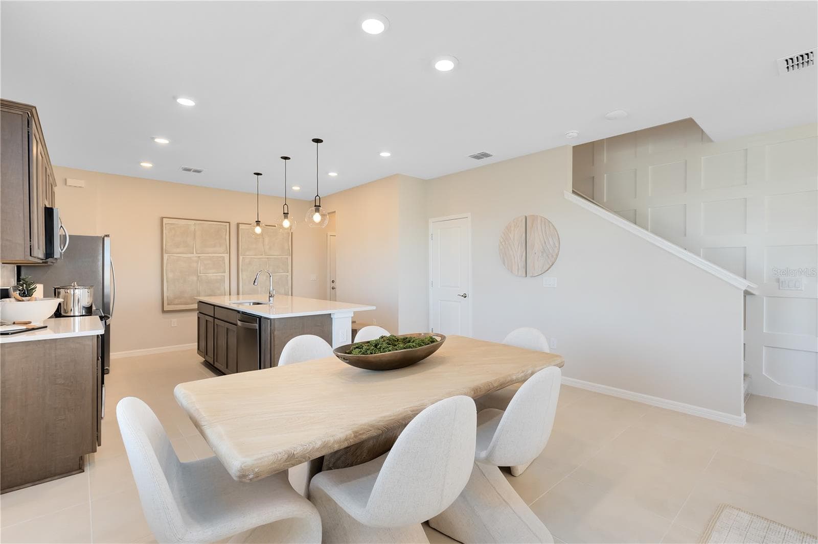 Model Home Design Only. Pictures and furnishings are for illustrative purposes only. Elevations, colors and options may vary. Furniture is for model home staging only. - 10674 EVENING STAR STREET, ORLANDO