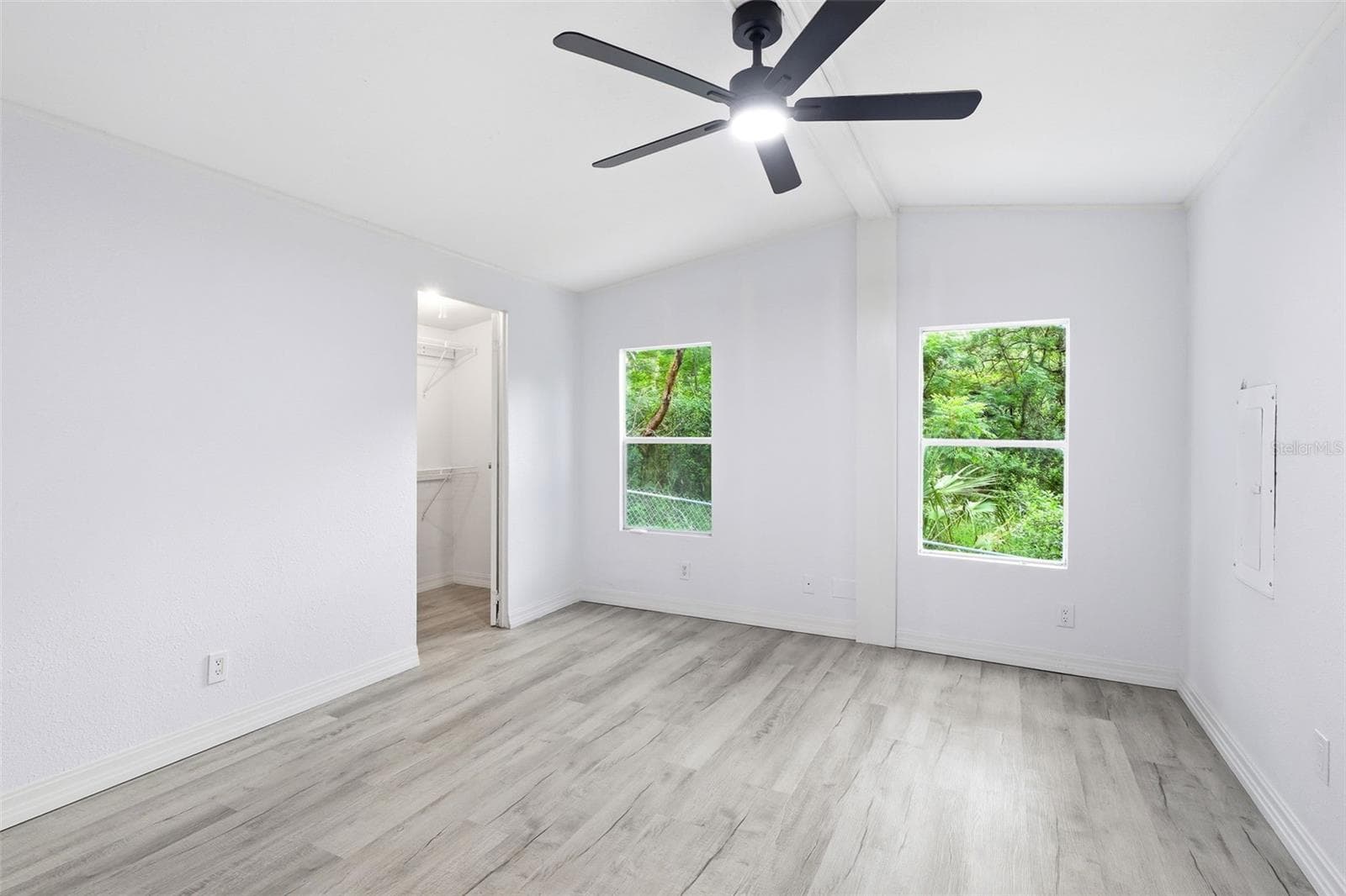 Primary bedroom - 403 ACORN CIR, FRUITLAND PARK