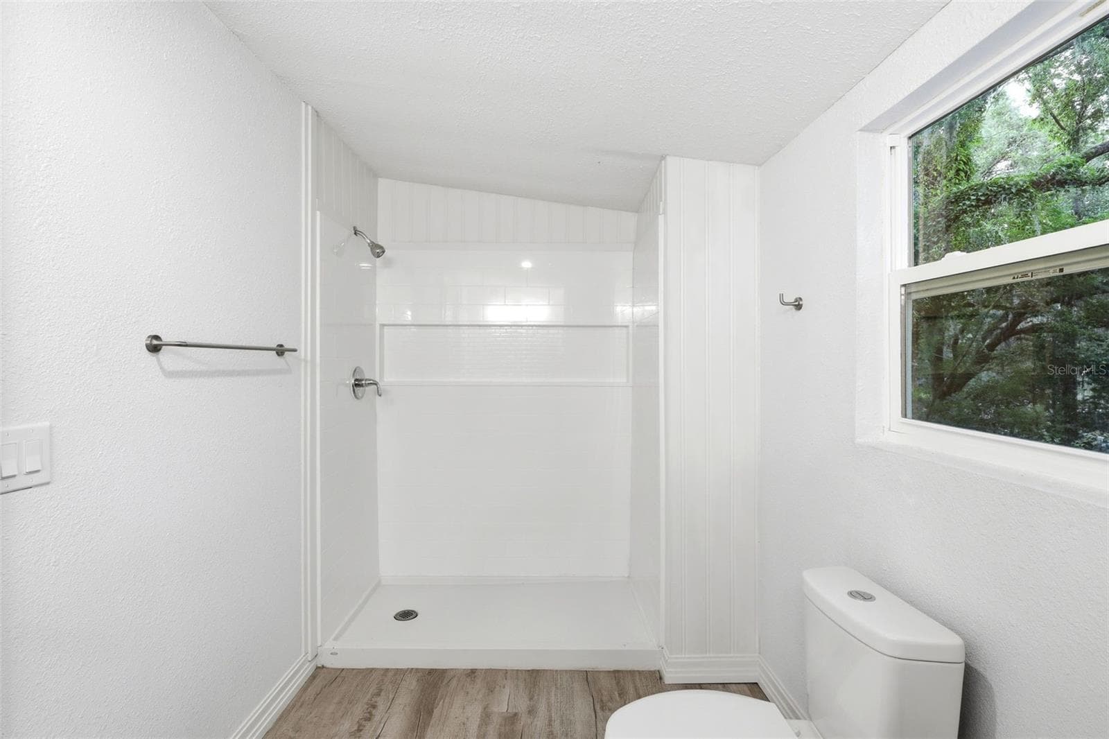 Primary Bathroom - 403 ACORN CIR, FRUITLAND PARK