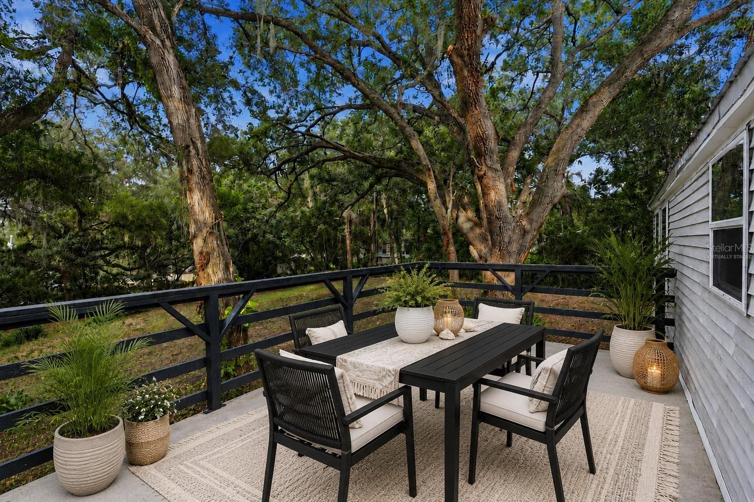Virtually Staged - 403 ACORN CIR, FRUITLAND PARK