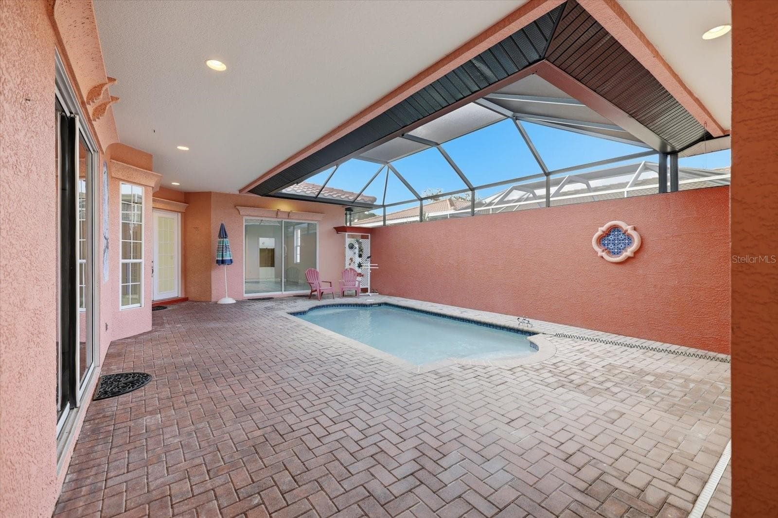 Single Family Residence at 210 RIO TERRA, VENICE, photo 6 of 78