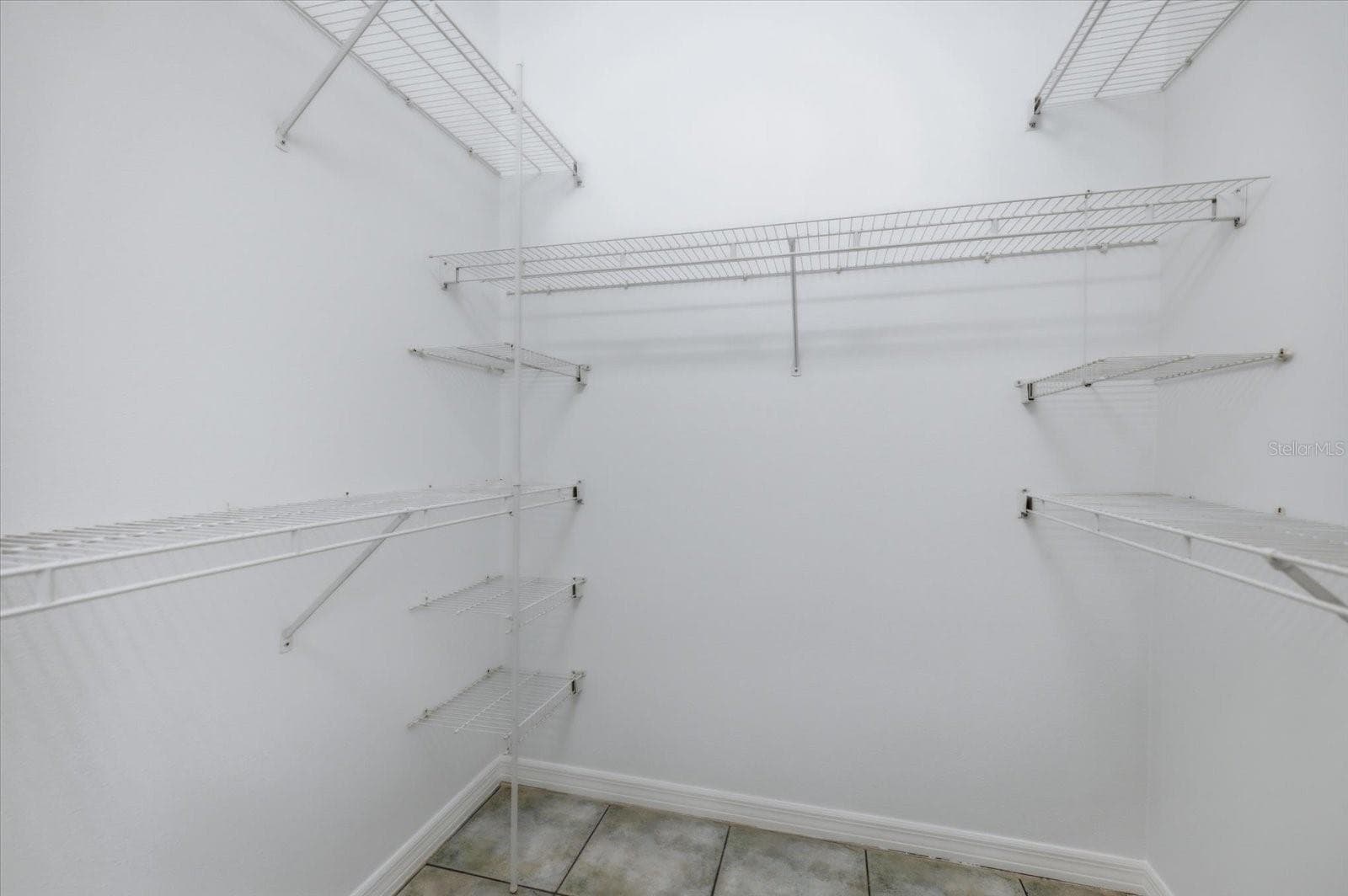 Single Family Residence at 210 RIO TERRA, VENICE, photo 55 of 78