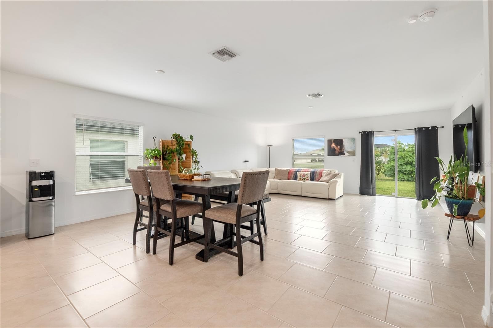 Single Family Residence at 17177 MONTE ISOLA WAY, NORTH FORT MYERS, photo 4 of 30