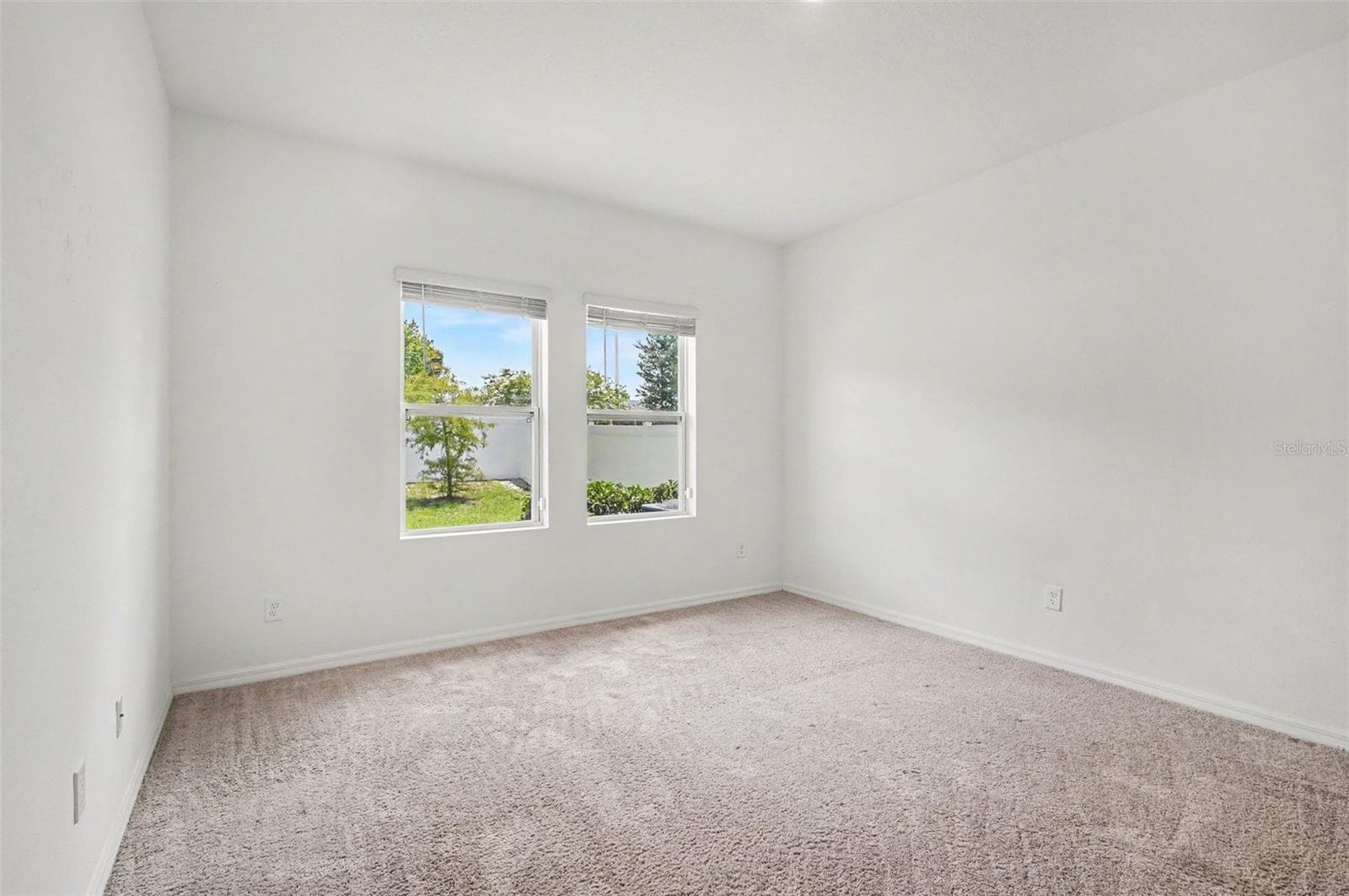 Single Family Residence at 1034 ALABASTER WAY, DELTONA, photo 15 of 41
