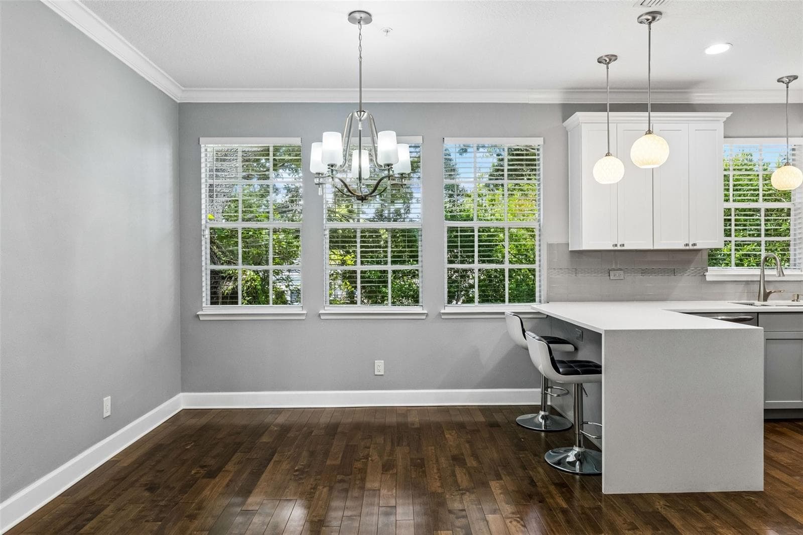 Townhouse at 2613 ESPANA CT, TAMPA, photo 13 of 37