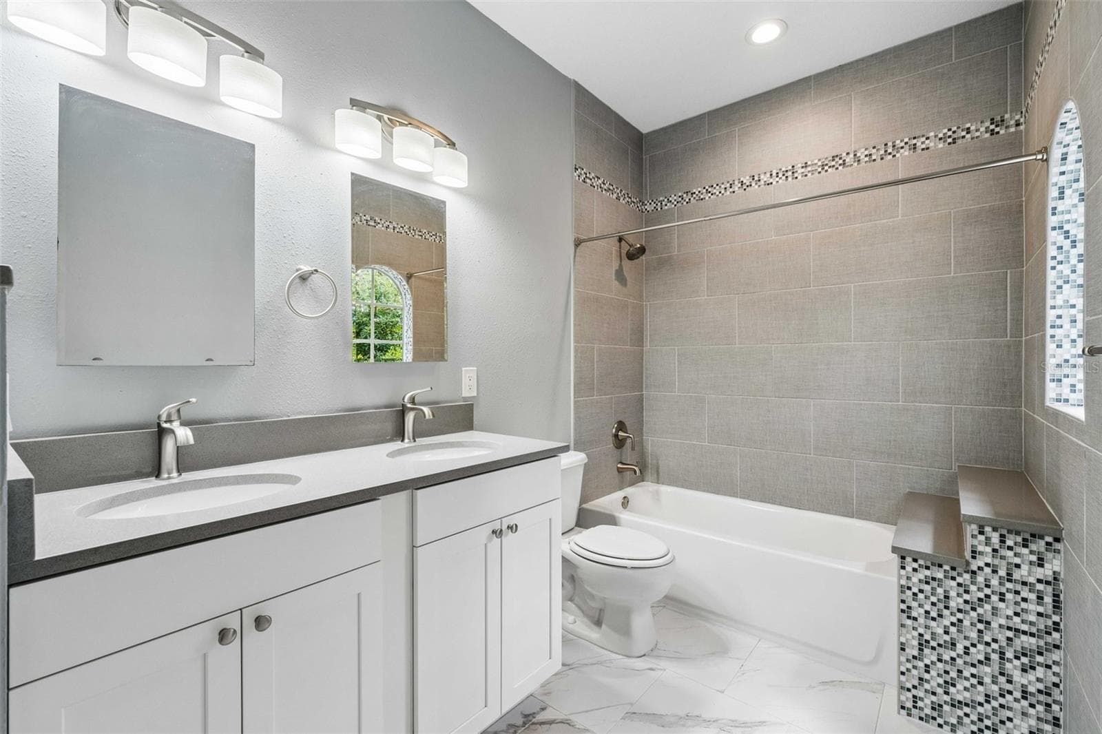 Townhouse at 2613 ESPANA CT, TAMPA, photo 31 of 37