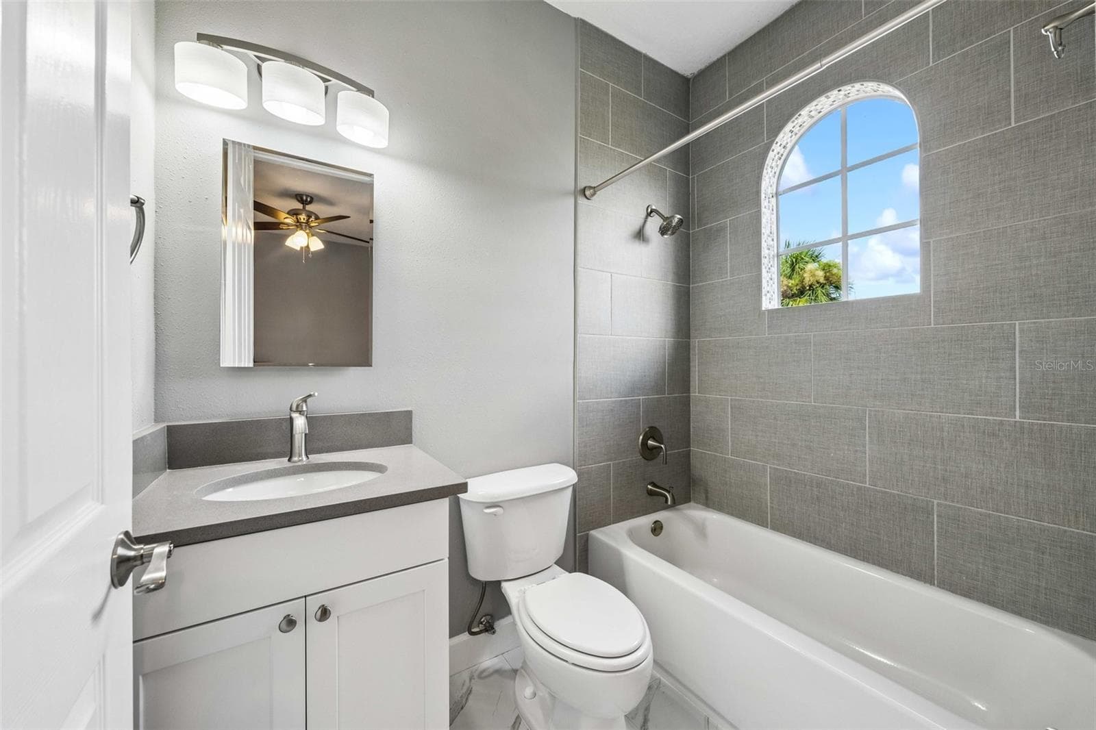 Townhouse at 2613 ESPANA CT, TAMPA, photo 34 of 37
