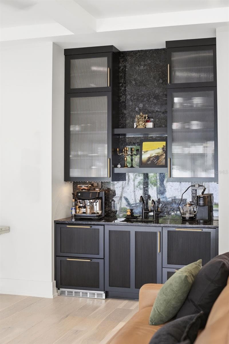 Wet bar includes 24" Thermador refrigerator and 24" Fisher & Paykel single door dishwasher - 809 E CHURCH ST, ORLANDO