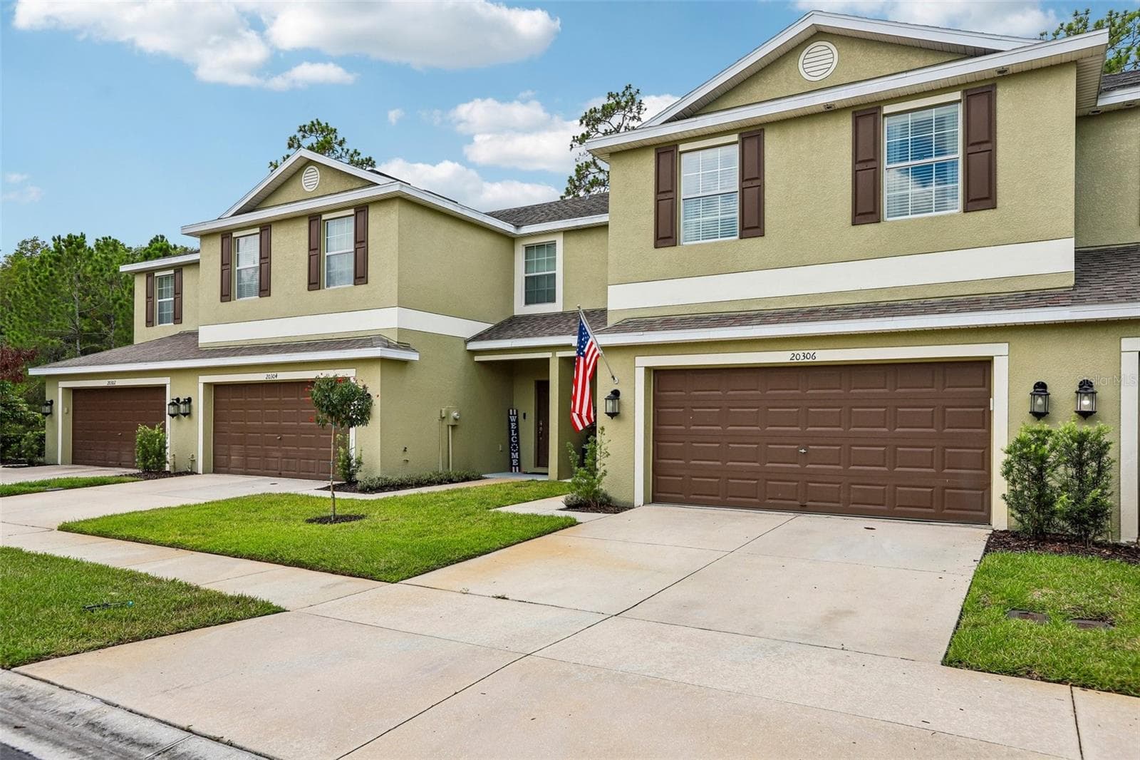 Townhouse at 20306 STARFINDER WAY, TAMPA, photo 2 of 28
