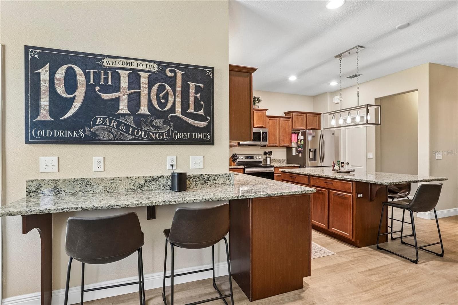 Townhouse at 20306 STARFINDER WAY, TAMPA, photo 11 of 28