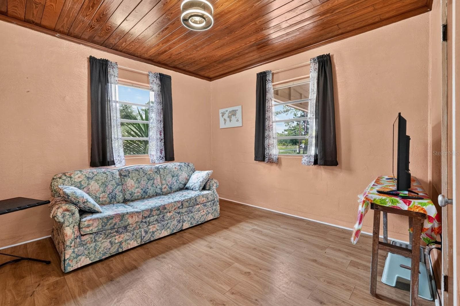 Single Family Residence at 131 DUNN AVE, SAN MATEO, photo 23 of 47
