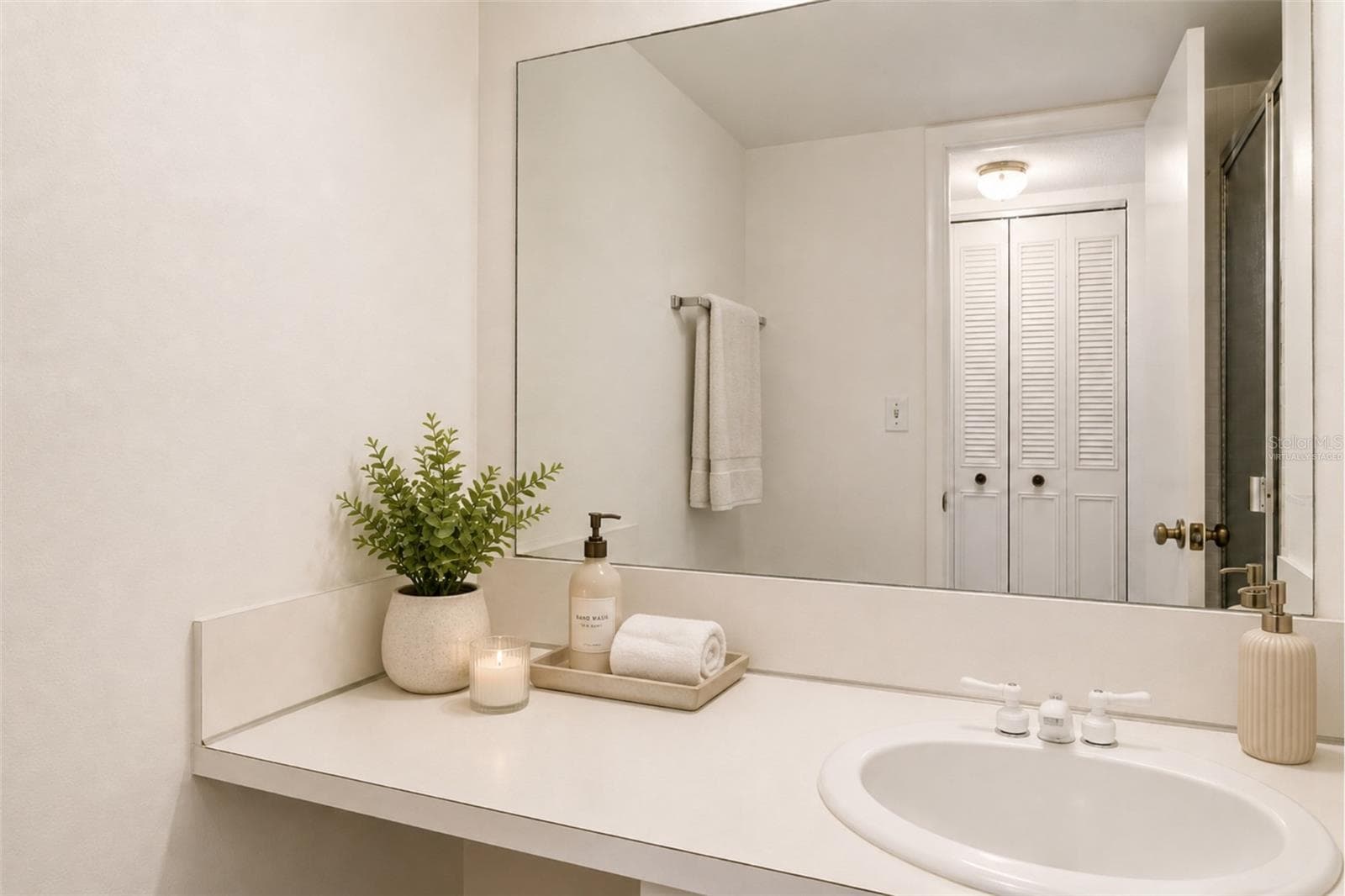 Virtually Staged - 3540 S OCEAN BLVD #808W, PALM BEACH