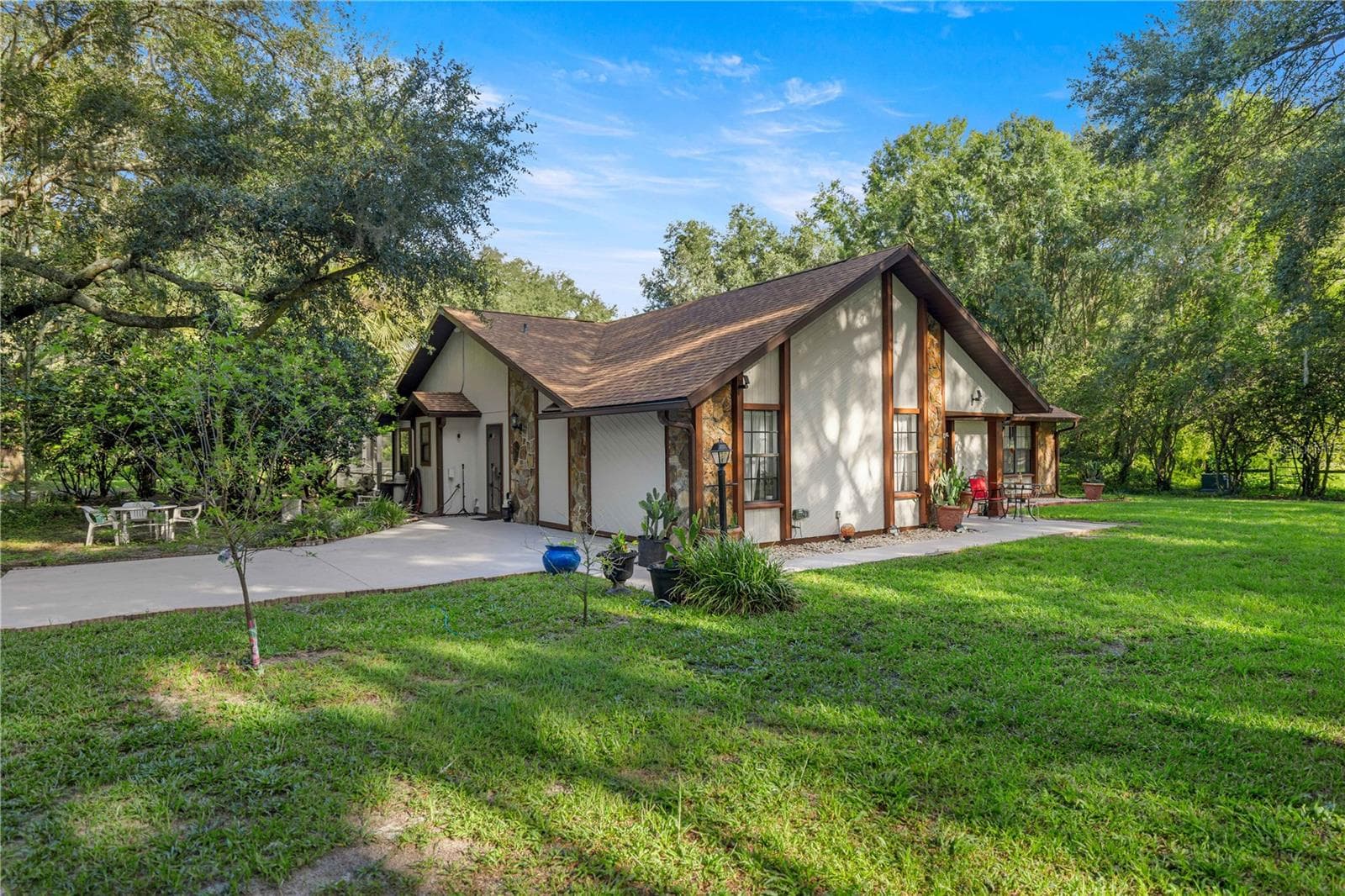 Single Family Residence at 16250 SW 20TH AVENUE RD, OCALA, photo 7 of 75