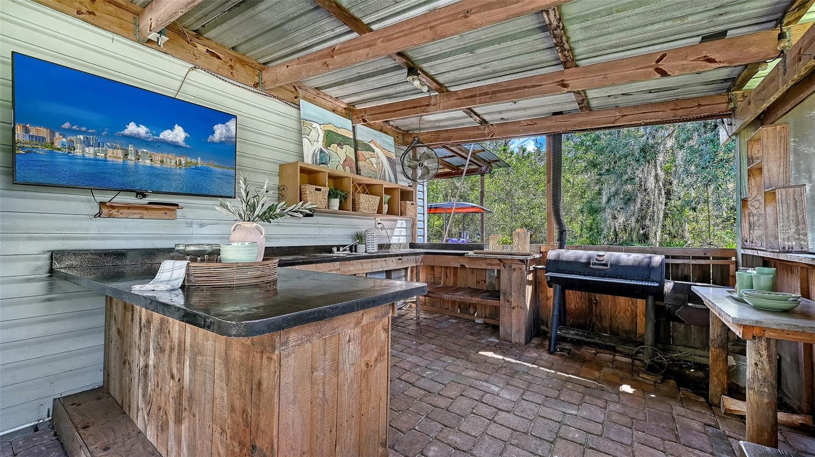 Outdoor Kitchen with - 28401 104TH DR E, MYAKKA CITY