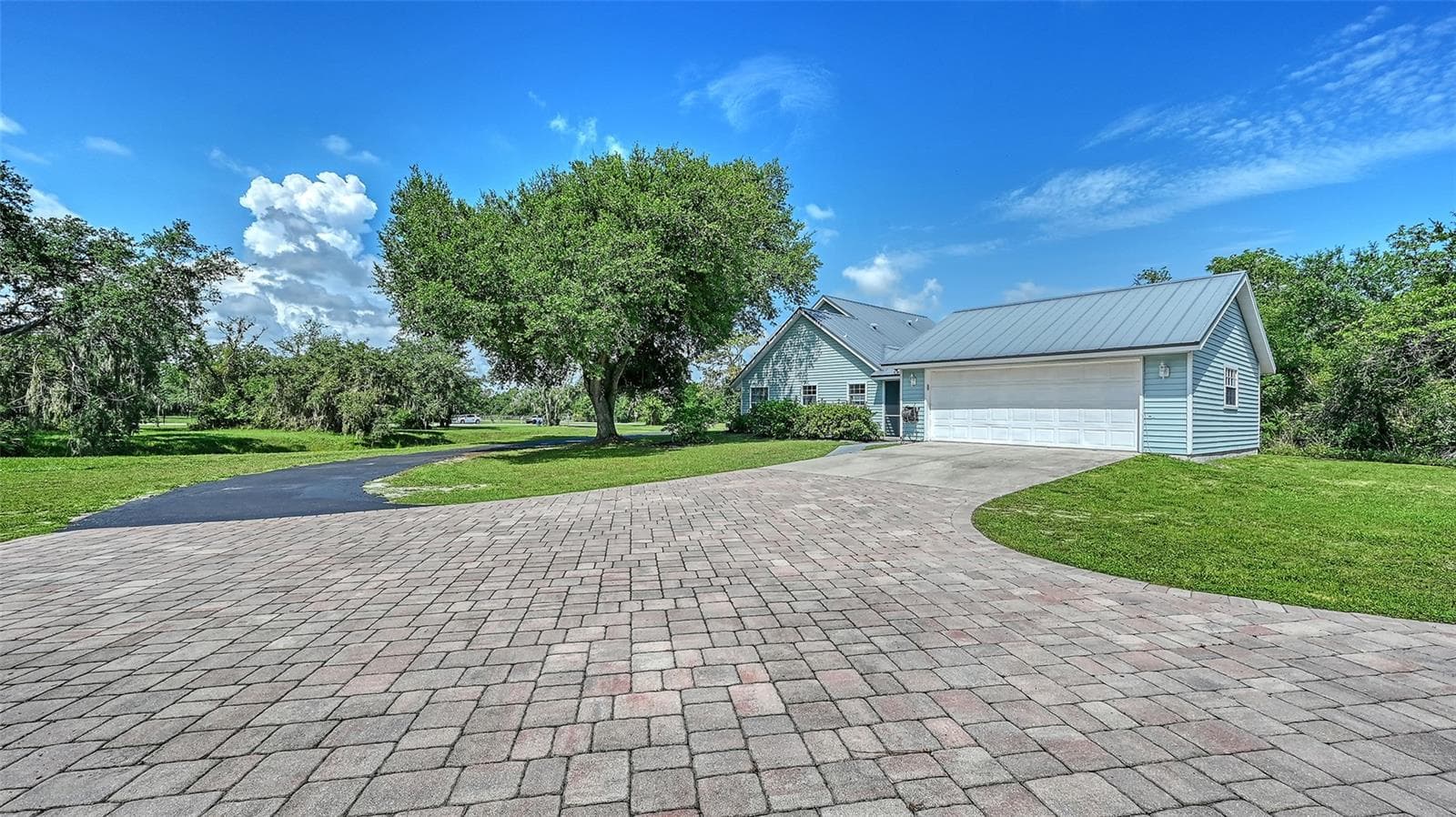 Two Car Attached Garage - 28401 104TH DR E, MYAKKA CITY