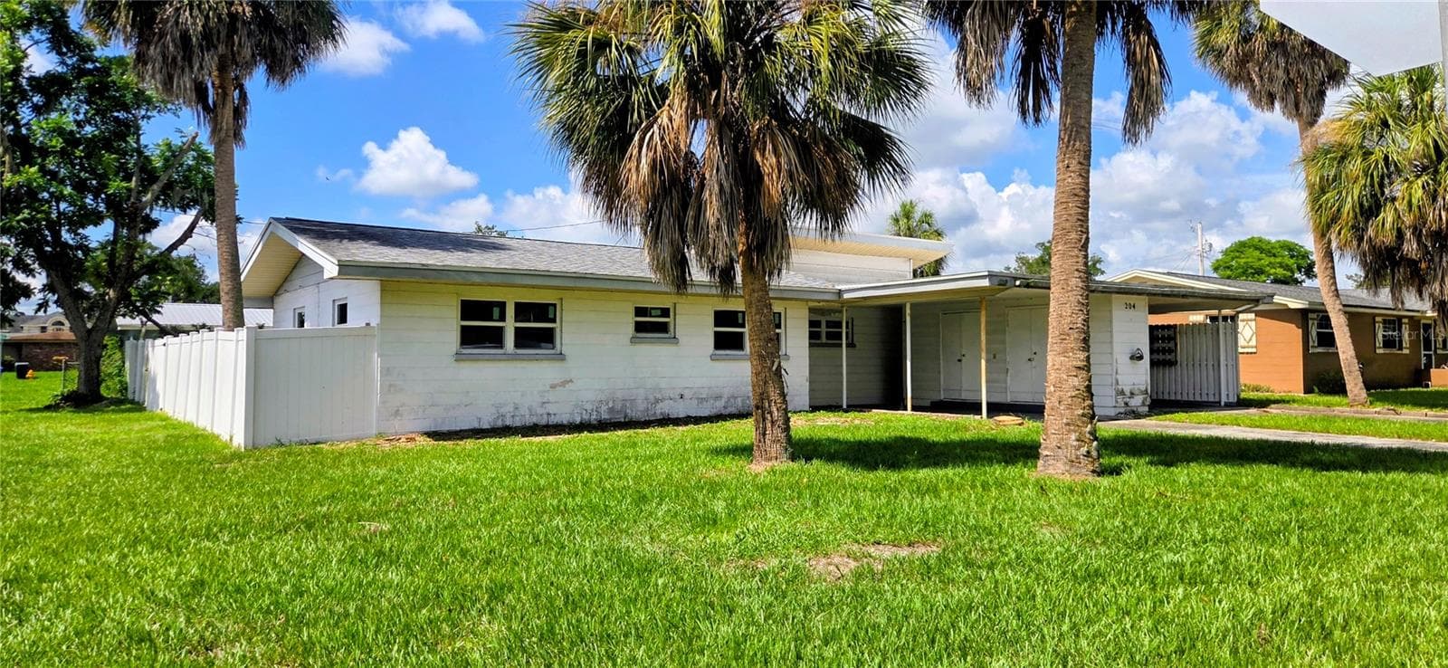 Single Family Residence at 204 BOBBIE CIR, LAKELAND, photo 3 of 41