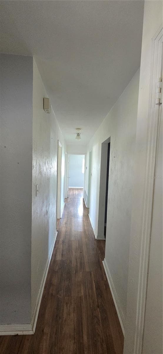 Hallway to Bedrooms - 204 BOBBIE CIR, LAKELAND