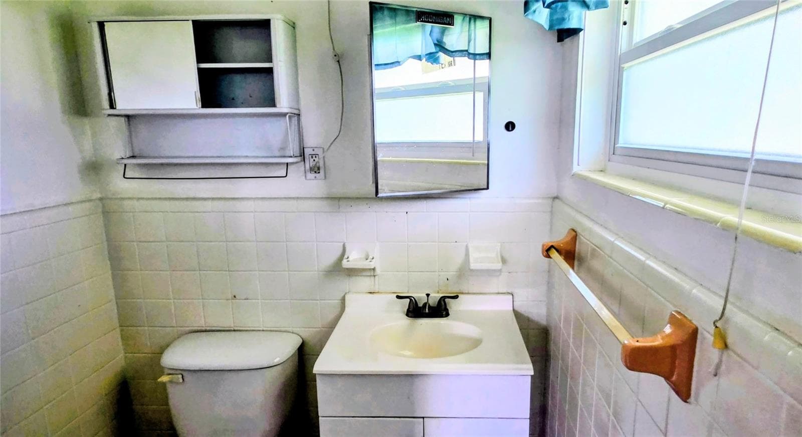 Primary Bathroom - 204 BOBBIE CIR, LAKELAND