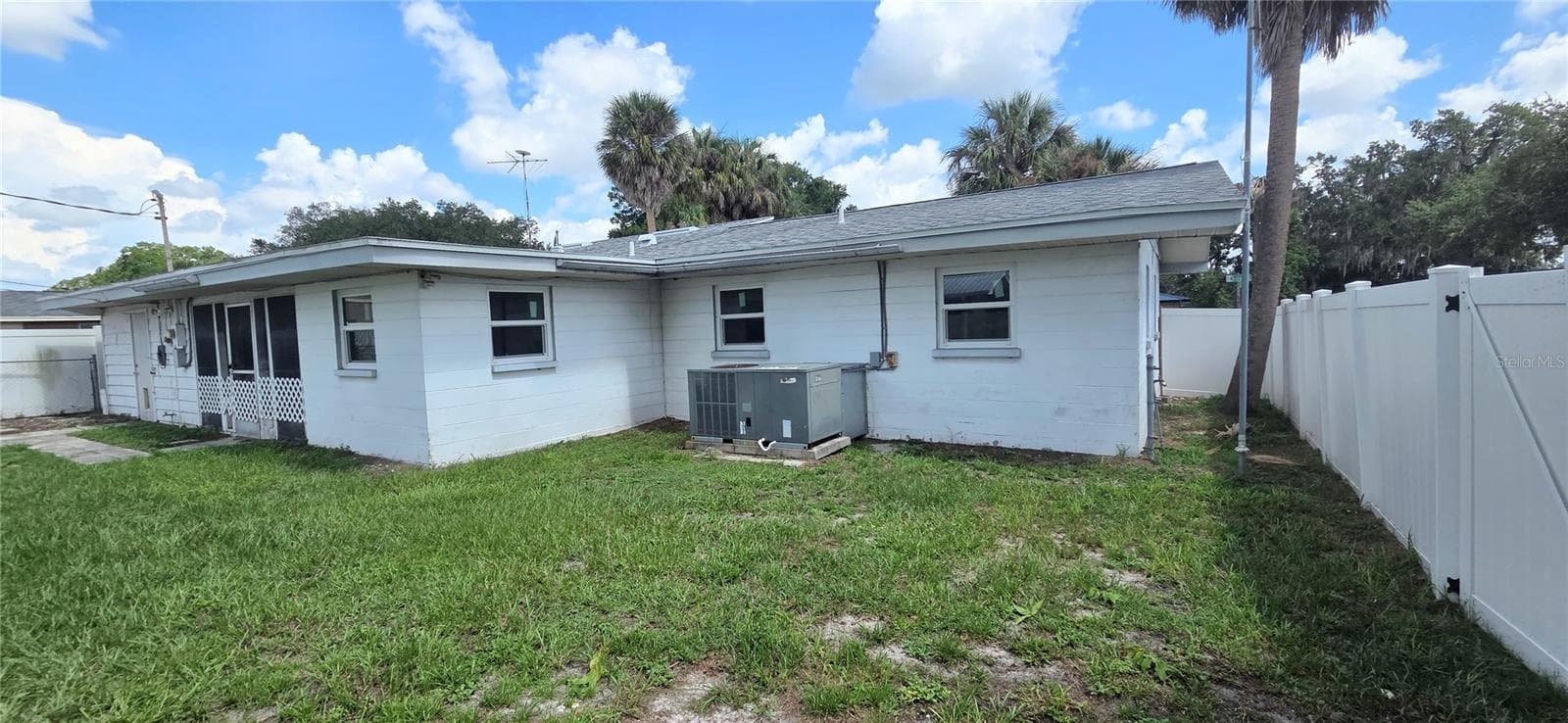 Single Family Residence at 204 BOBBIE CIR, LAKELAND, photo 40 of 41