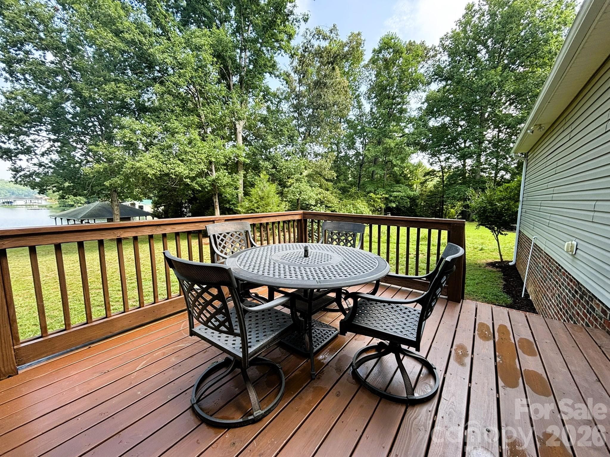 Deck, Facing Lake Tillery - 130 Canoe Court, Mount Gilead