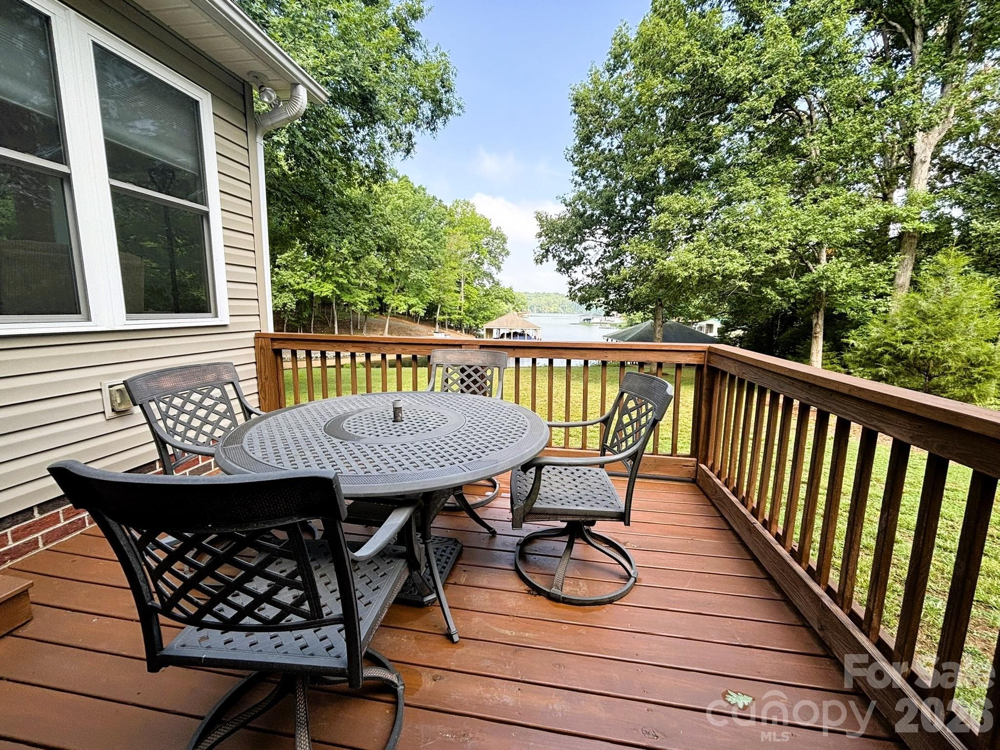Deck, Facing Lake Tillery - 130 Canoe Court, Mount Gilead