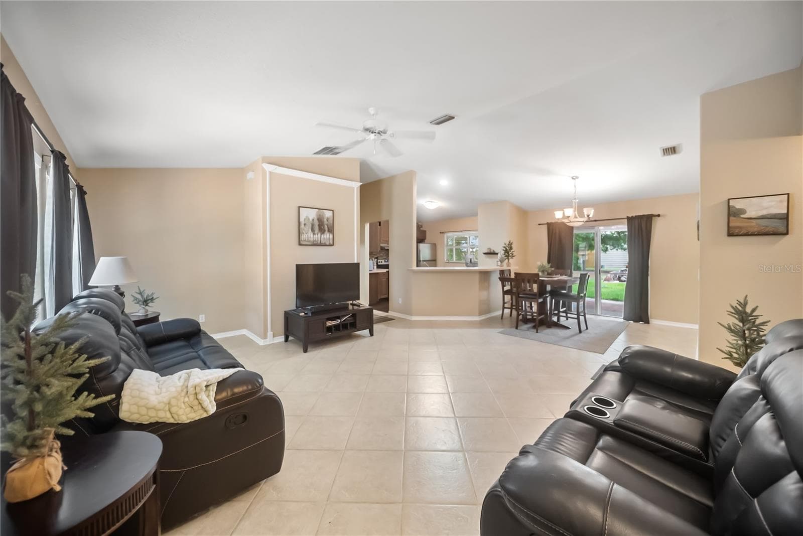 Entering Living Room - 5175 HORNBUCKLE BLVD, NORTH PORT