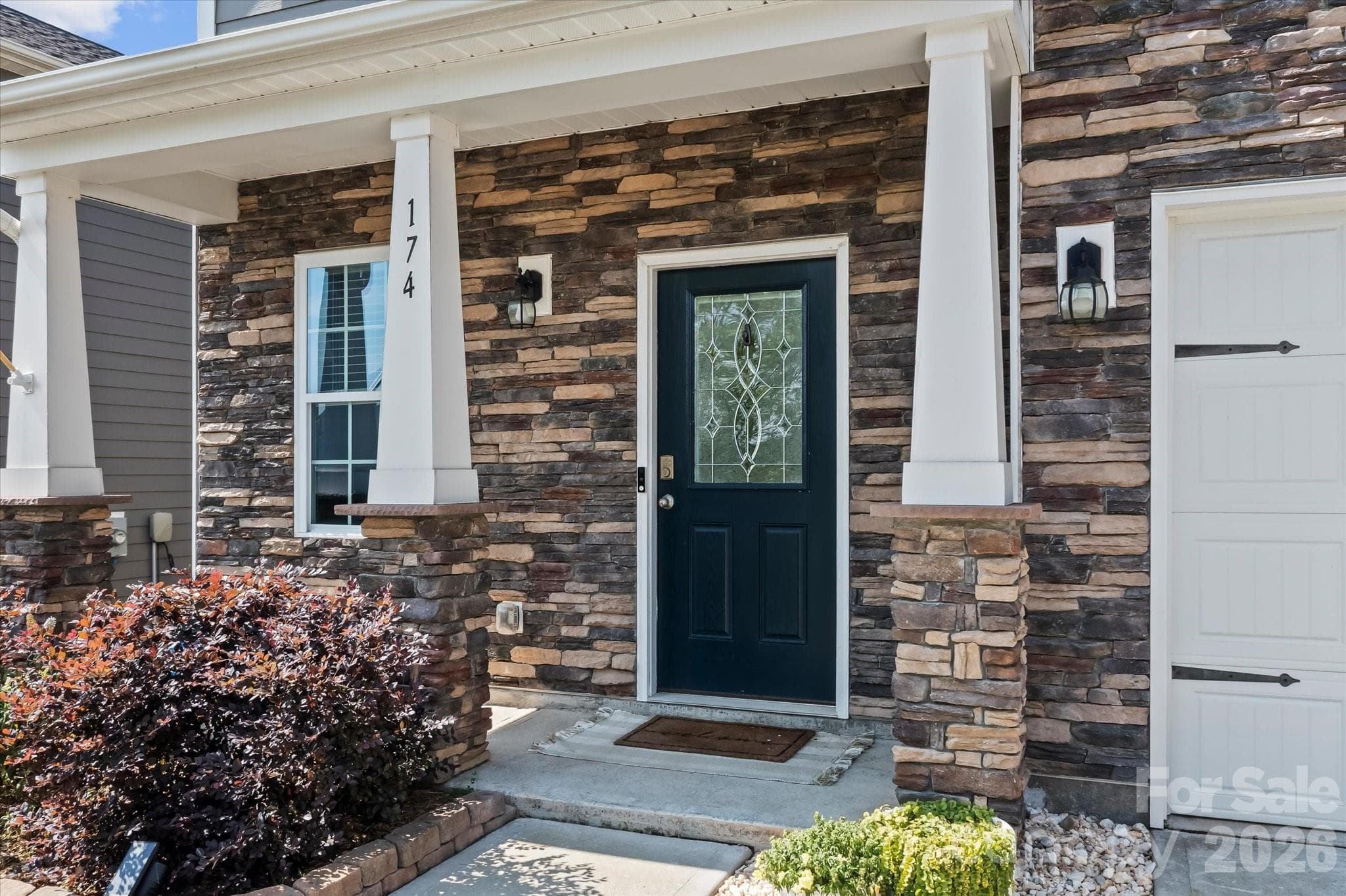Beautiful Entrance - Mooresville