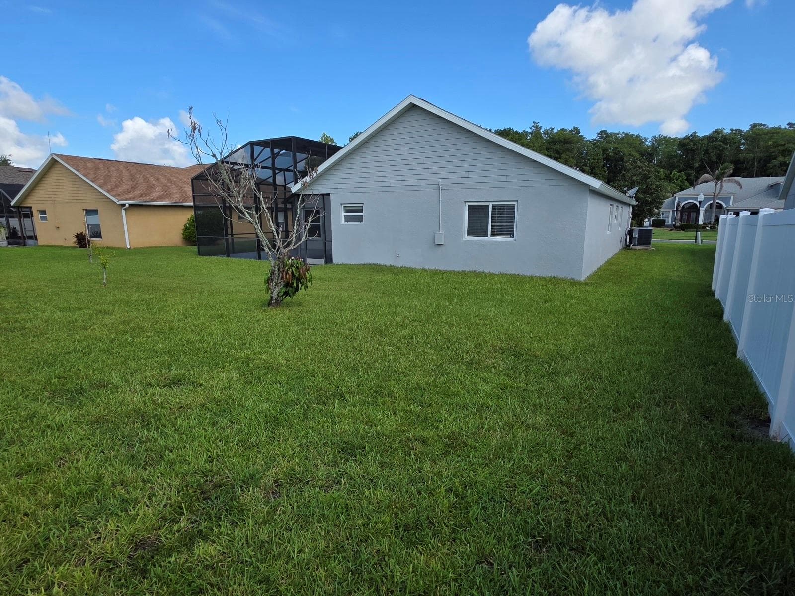 Single Family Residence at 881 SENECA TRL, ST CLOUD, photo 15 of 18