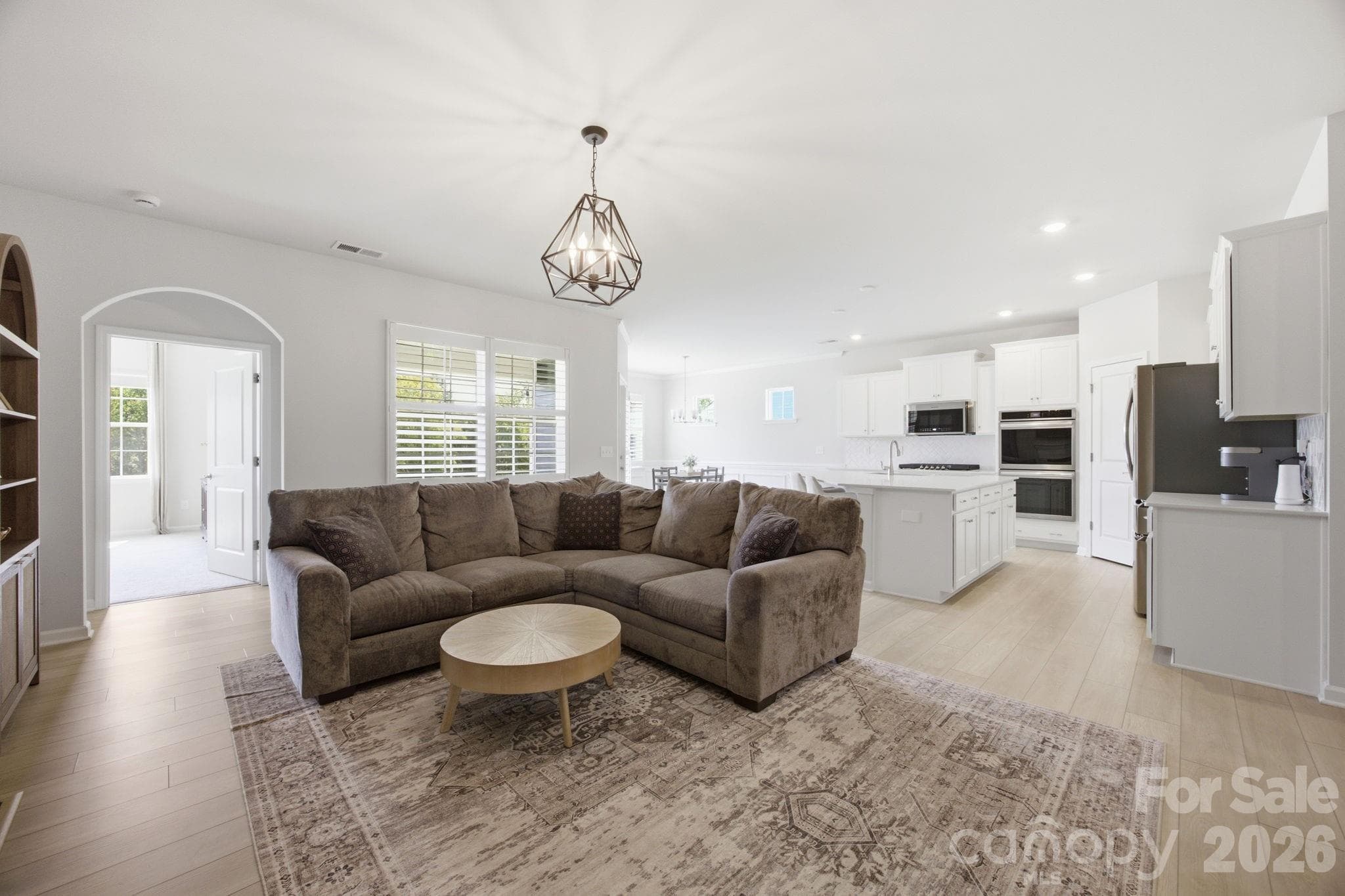 Single Family Residence at 1125 Lookout Shoals Drive, Fort Mill, photo 10 of 33