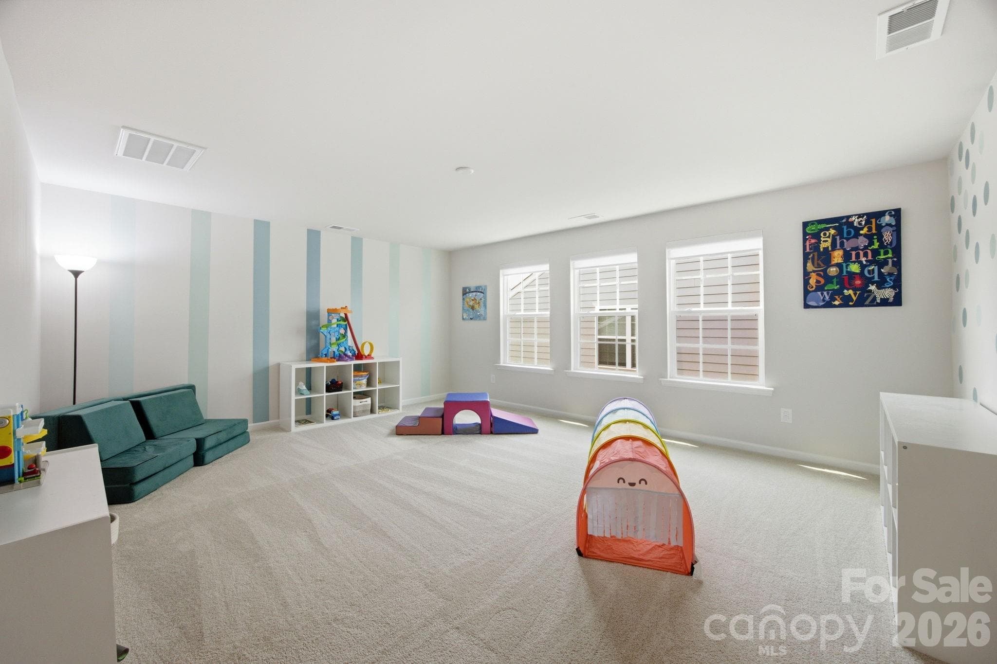 Single Family Residence at 1125 Lookout Shoals Drive, Fort Mill, photo 25 of 33