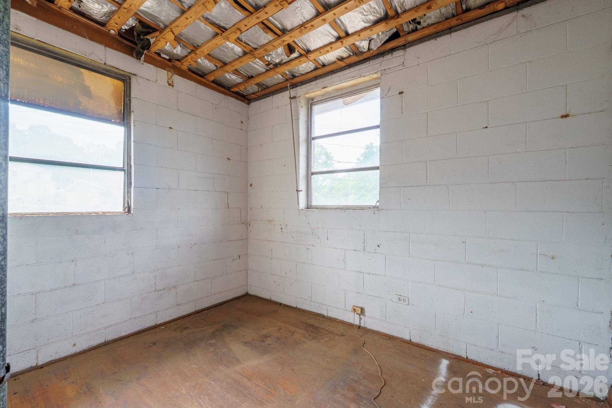 Business at Shelby, photo 12 of 25