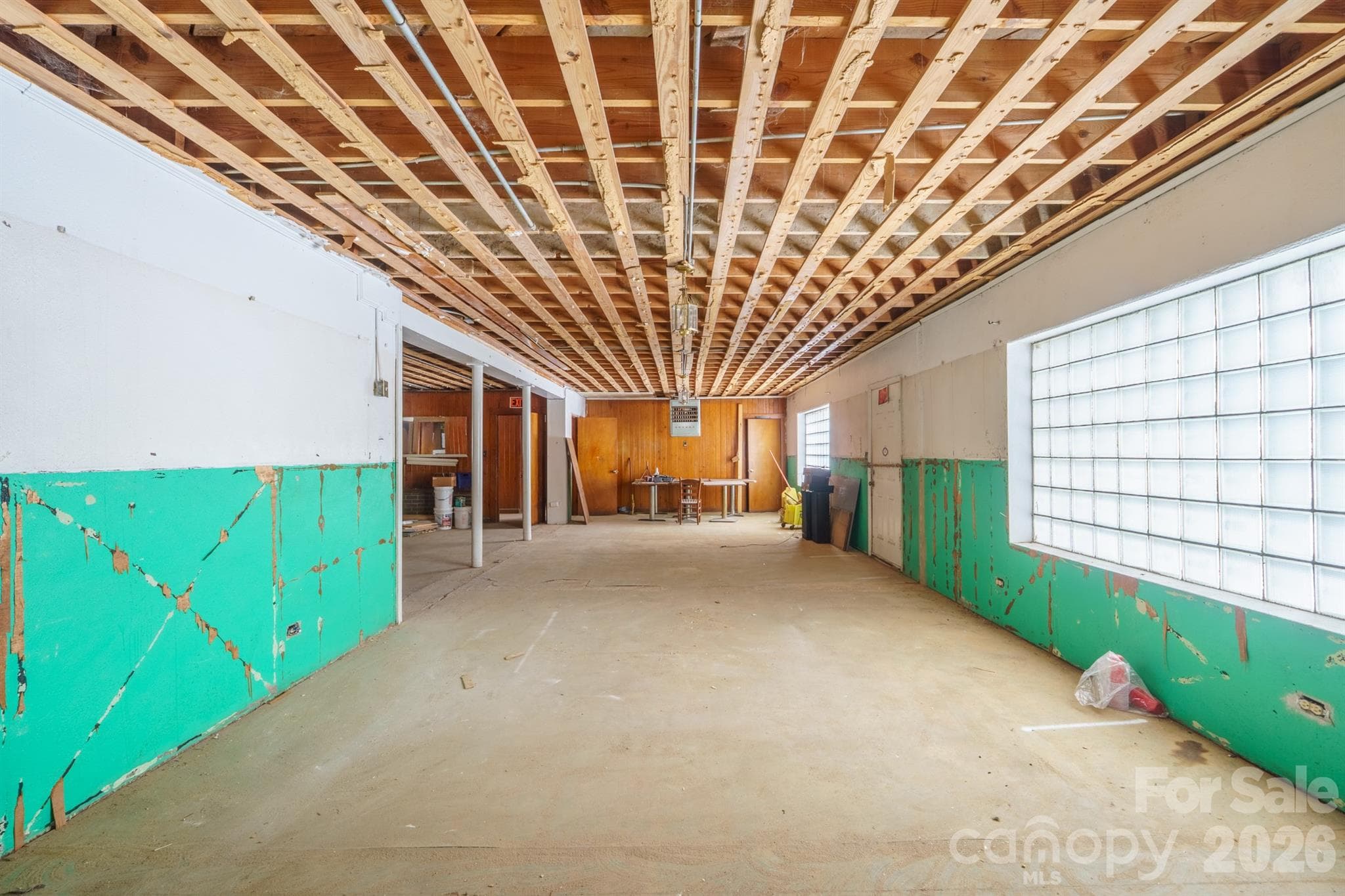 Business at Shelby, photo 21 of 25