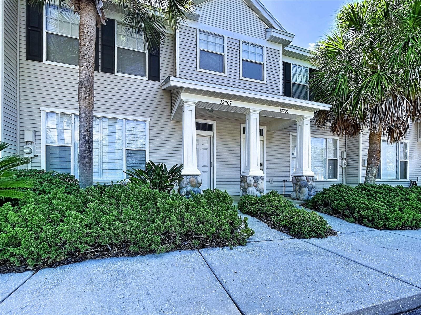 12207 COUNTRY WHITE CIR